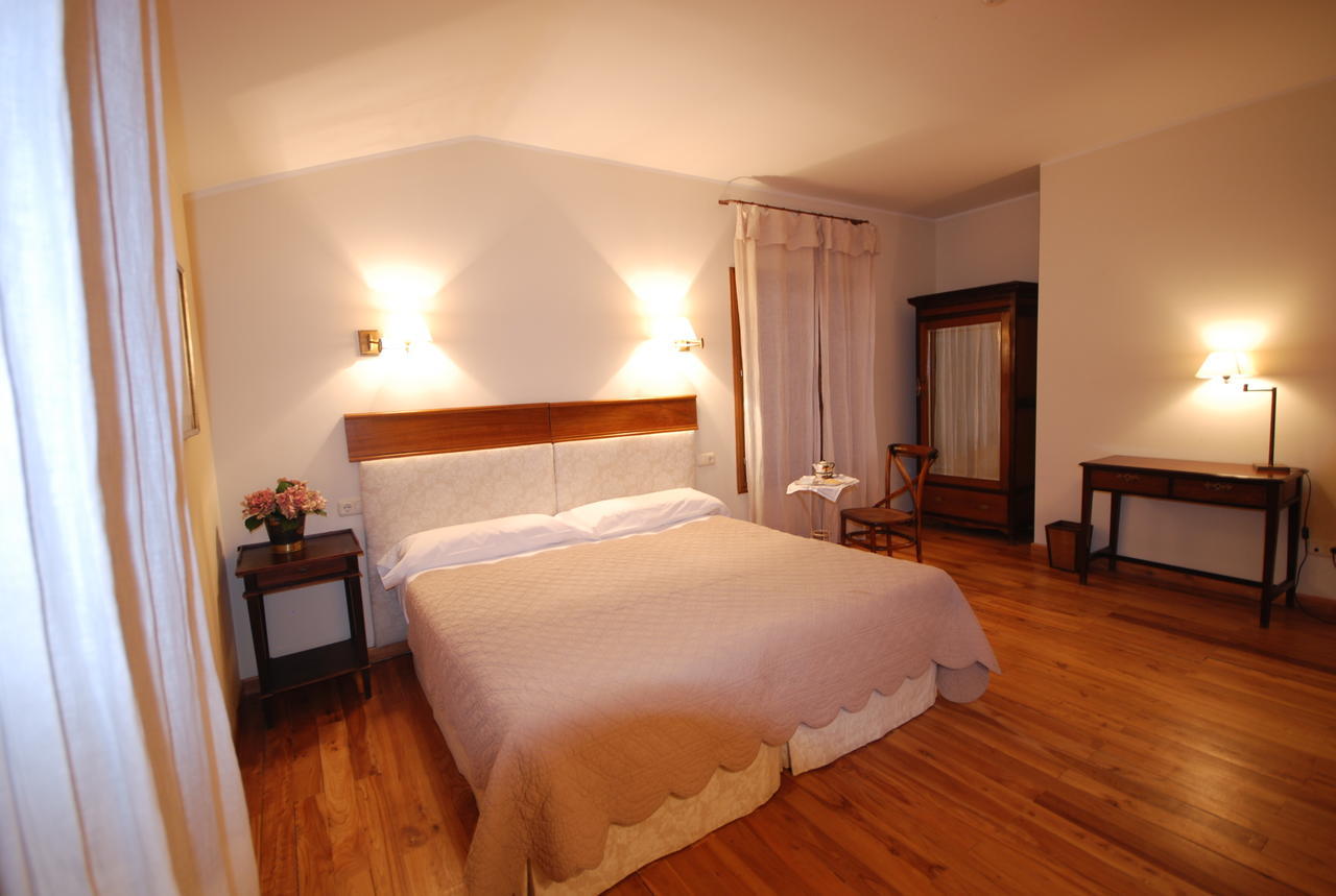 Hotel Del Verde Al Amarillo Penasrubias de Piron Esterno foto