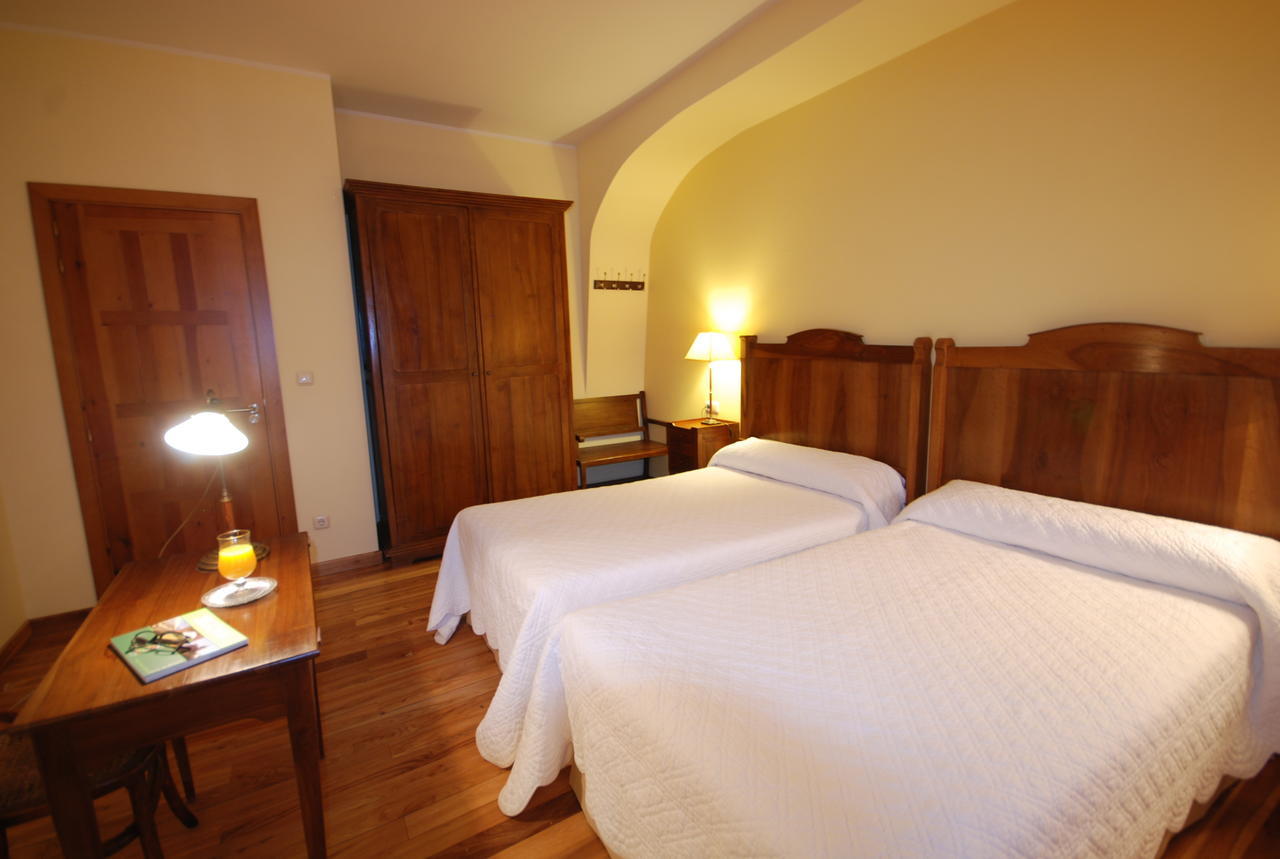Hotel Del Verde Al Amarillo Penasrubias de Piron Esterno foto