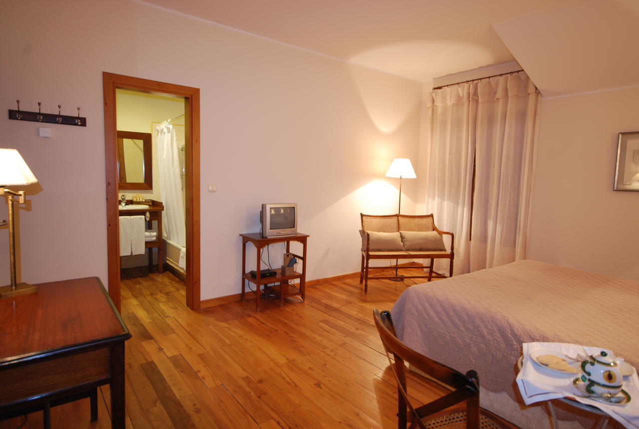 Hotel Del Verde Al Amarillo Penasrubias de Piron Esterno foto